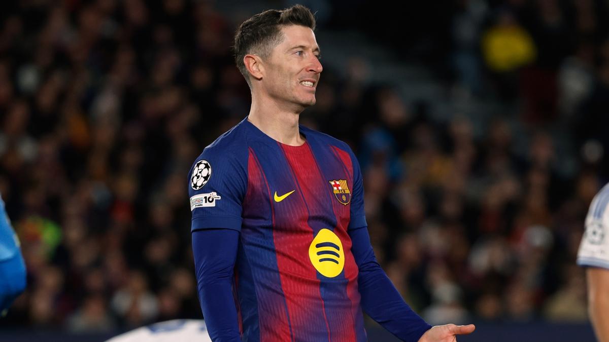 robert lewandowski barcelona transfer foto�raflar� resimleri