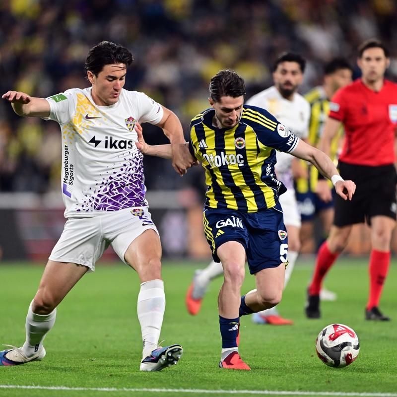 Fenerbah�e, Ey�pspor kar��s�nda 5 de�i�iklikle ��kt�