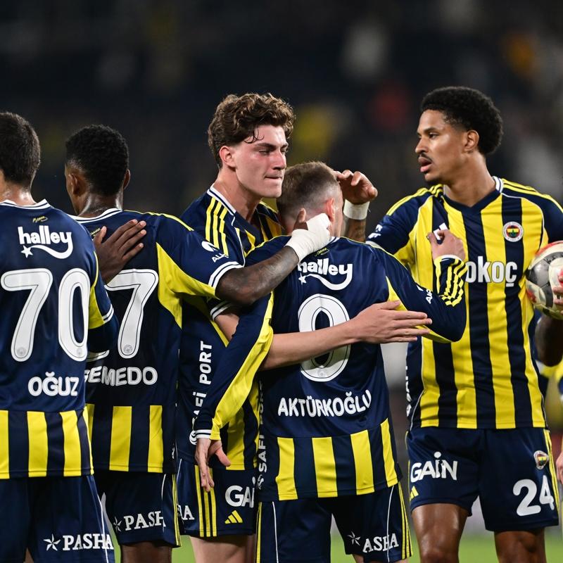 Fenerbah�e, ligi 11 beraberlikle tamamlad�