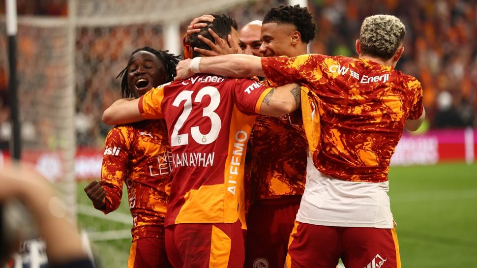 Galatasaray sezonu Kasımpaşa maçıyla kapatıyor! İşte muhtemel 11'ler...