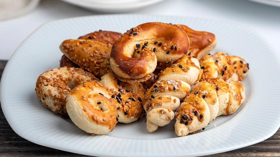 Haftalarca bayatlamayan tuzlu kurabiye tarifi! S�rr� sadece 1 ka��k