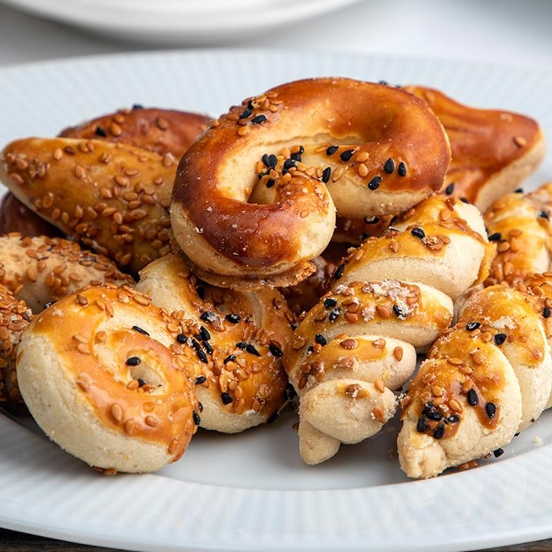 Haftalarca bayatlamayan tuzlu kurabiye tarifi! S�rr� sadece 1 ka��k