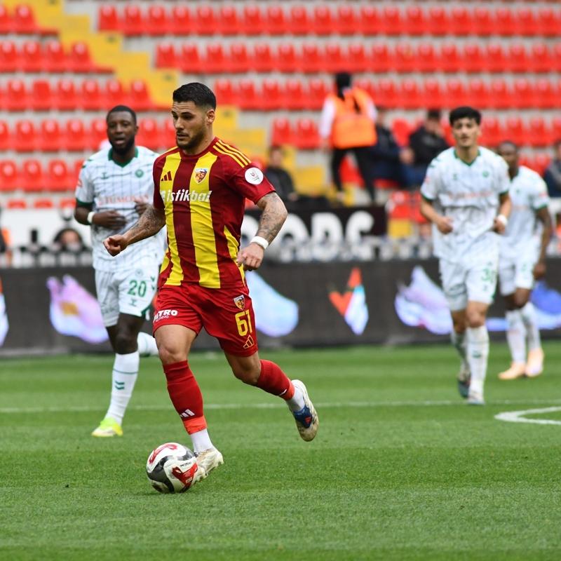 Kayserispor, S�per Lig'e galibiyetle veda etti