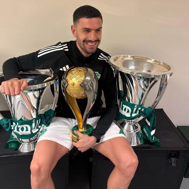 Merih Demiral'dan Al-Nassr'a kupa g�ndermesi