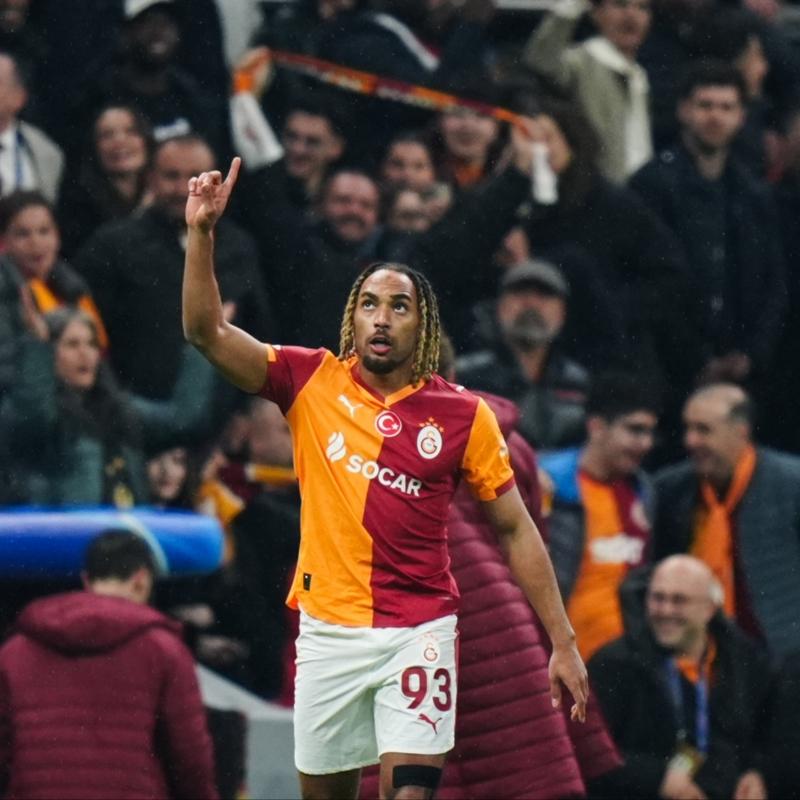 Sacha Boey'den dalya