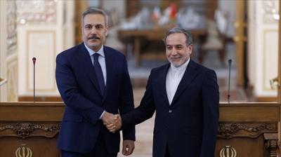 Ankara-Tahran hatt�nda diplomasi trafi�i: Bakan Fidan �ranl� mevkida�� Erak�i ile g�r��t�