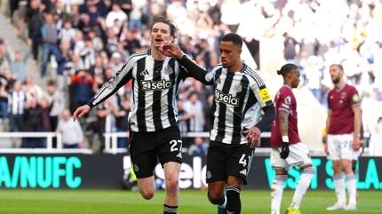 K�me d��me hatt�nda West Ham United'dan kritik kay�p!