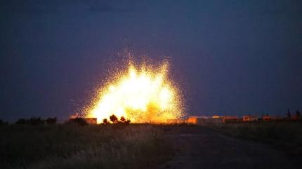 Rakka'da YPG tuza�� bozuldu: Suriye ordusu ter�ristlerin patlay�c�lar�n� imha etti