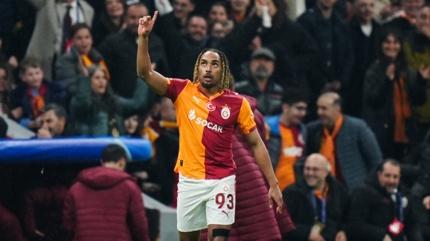 Sacha Boey'den dalya