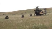MSB payla�t�: CH-47 helikopteriyle �zel e�itim ger�ekle�tirildi