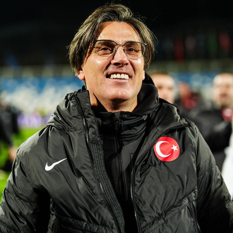 Vincenzo Montella'dan D�nya Kupas� mesaj�! 'Oyuncular�mla gurur duyuyorum'