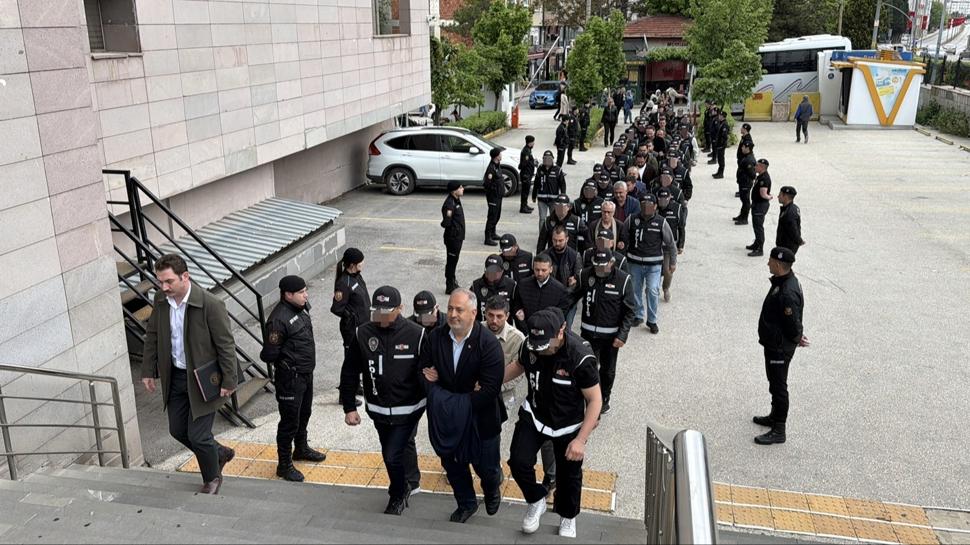CHP'li belediyede kirli �ark: Yolsuzlu�u fark edince kovuldu 