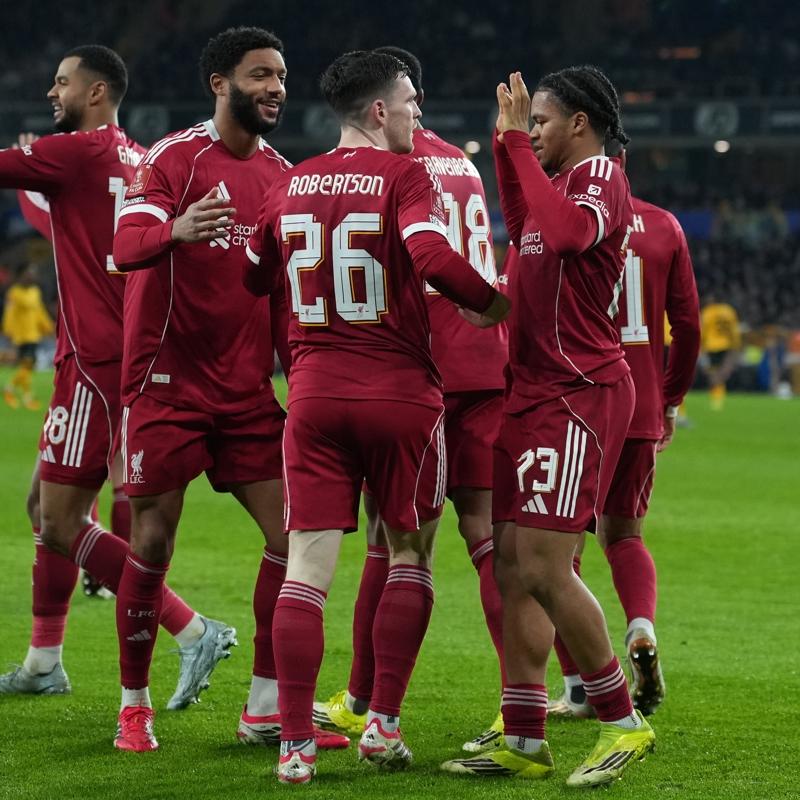 Fenerbah�e'den Liverpool'un y�ld�z�na kanca! Tottenham'a transfer �al�m�