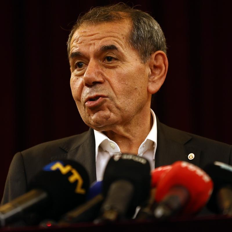 Galatasaray Ba�kan� Dursun �zbek'ten �ampiyonluk mesaj�! '�imdi yeni hikayeler yazma zaman��'