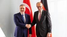 D��i�leri Bakan� Fidan, Almanya Ba�bakan� Merz taraf�ndan kabul edildi
