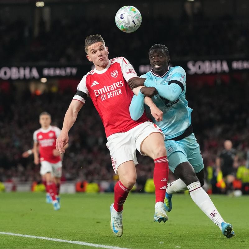 Arsenal'dan kritik galibiyet! �ampiyonluk kap�da
