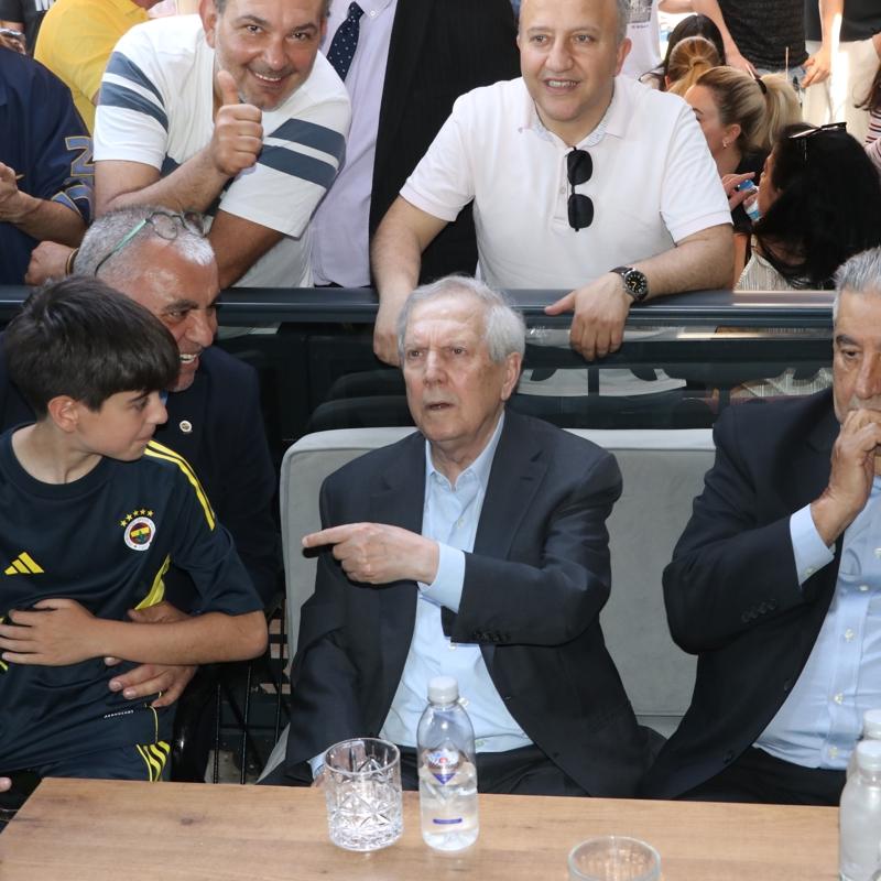 Aziz Y�ld�r�m'a Yalova'da yo�un ilgi