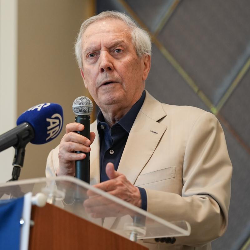 Aziz Y�ld�r�m'dan dikkat �eken a��klama! 'Futbol akl�m�z, Fenerbah�e'yi bilenler olacak'