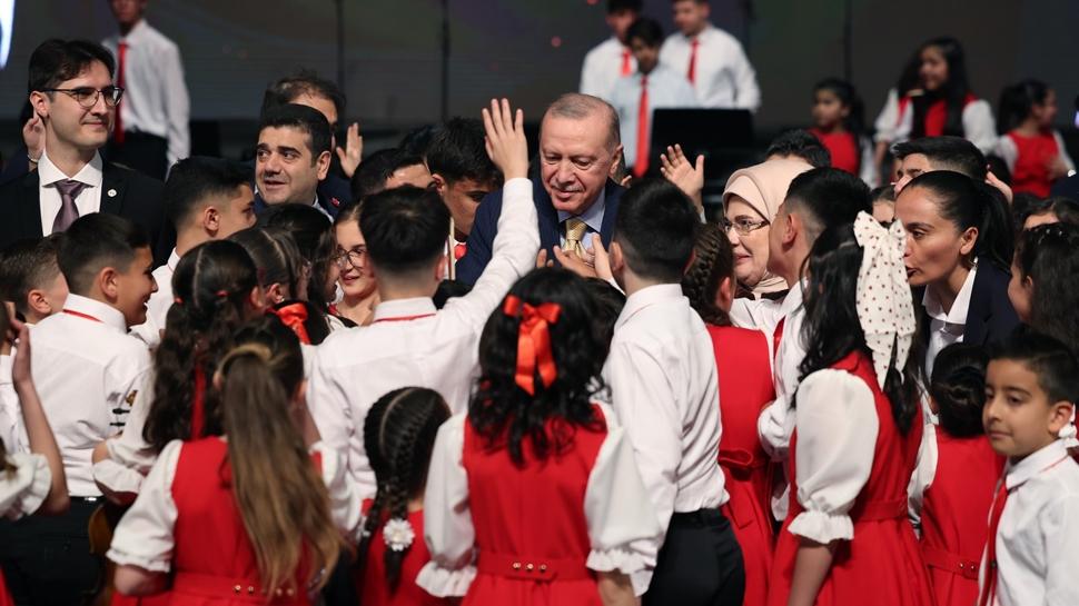 Başkan Erdoğan, Cumhurbaşkanlığı Çocuk Orkestrası ve Korosu Konserine katıldı