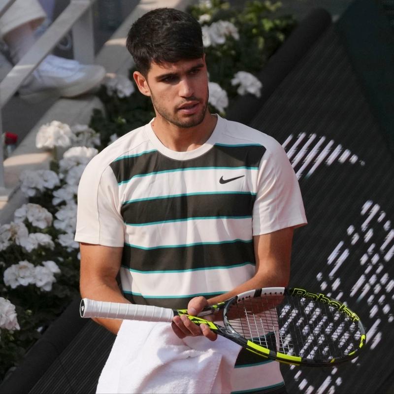 Carlos Alcaraz, Wimbledon'dan �ekildi