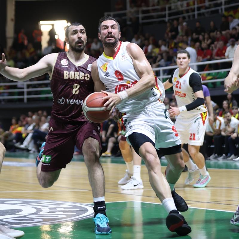 MA� SONUCU: Pamos Bordo: 83 - Gaziantep Basketbol: 62