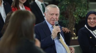 K�lliye'de gen�lerle bulu�ma... Ba�kan Erdo�an: Bu gen�lik T�rkiye'nin yar�nlar�n� in�a edecek