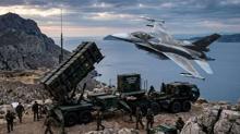Yunanistan'dan F-16 ve Patriot karar�! Konsey topland�