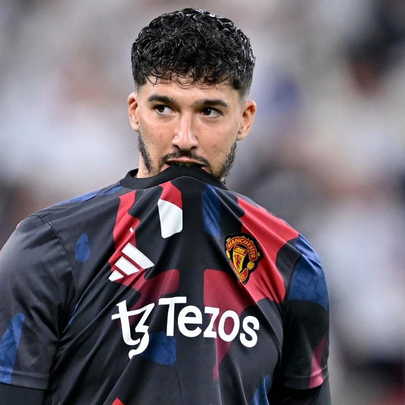 Transferde yeni hoca detay�! Be�ikta�'ta Altay Bay�nd�r s�rprizi