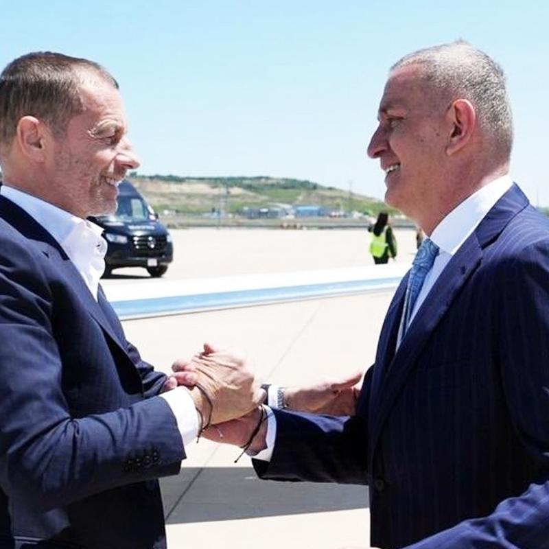 UEFA Ba�kan� Ceferin, �stanbul'da