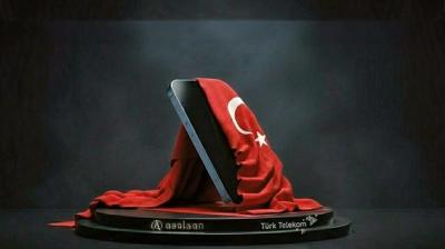 T�rk telefonu yeniden...