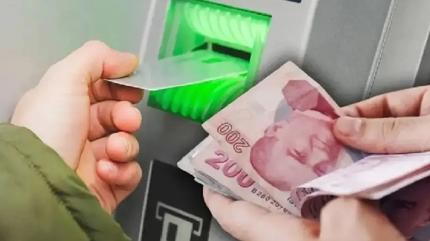 3 banka duyurdu: Faizsiz kredi ara�t�ran baks�n! An�nda hesapta...