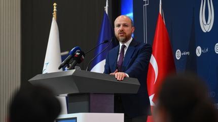 Bilal Erdo�an: D�nya 5 �lkenin kararlar�yla y�netilemez
