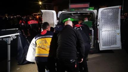 Cami �n�nde infaz! Yak�nlar� sinir krizi ge�irdi