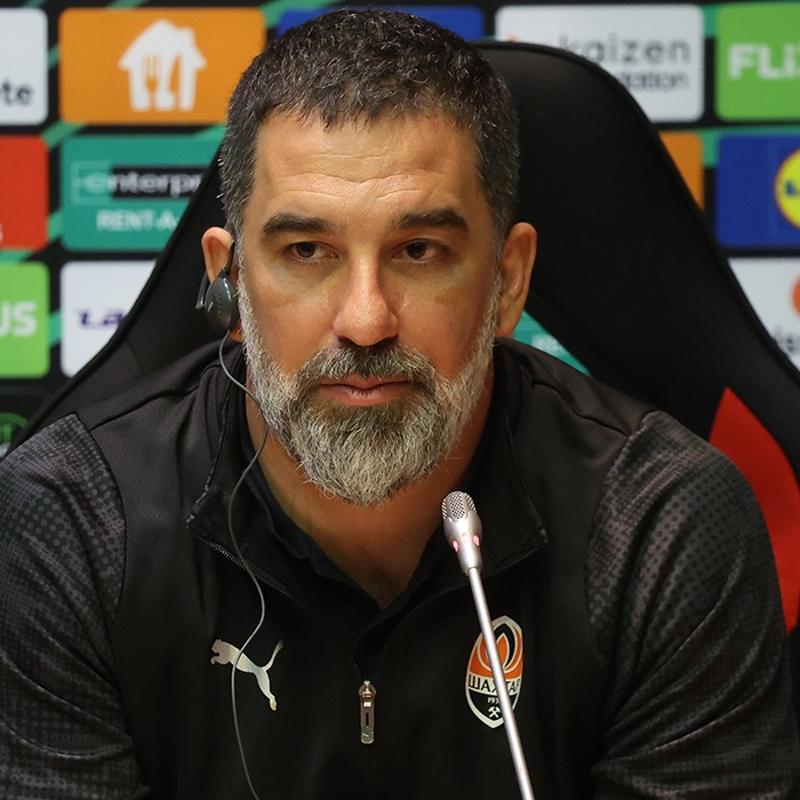 Be�ikta� sorusuna cevap! Arda Turan resmen a��klad�