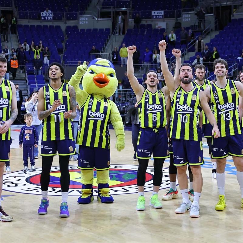 Fenerbah�e Beko �st �ste 2. Euroleague �ampiyonlu�u i�in parkeye ��k�yor