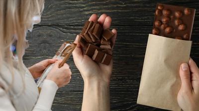 �ikolata etiketine dikkat! 3 ya� varsa asla almay�n: Kalbi riske at�yor