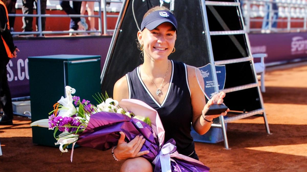 �stanbul Open Maria Timofeeva �ampiyon tenis foto�raflar� resimleri