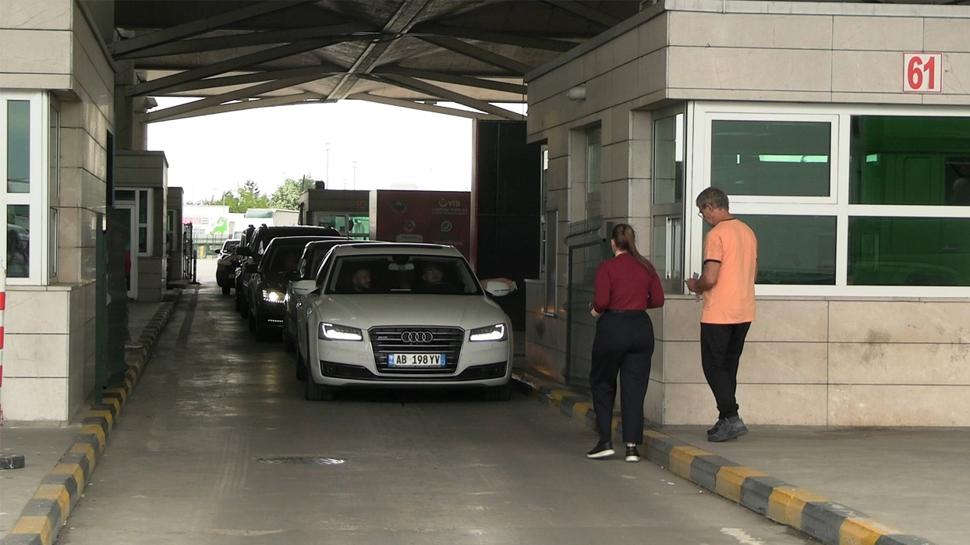 Bayram nedeniyle sezon erken başladı: Gurbetçiler yurda giriş yapıyor