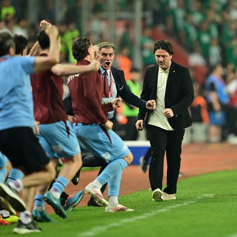 Fatih Tekke, kupa finalinde son ma�a g�re 7 ismi kul�beye �ekti