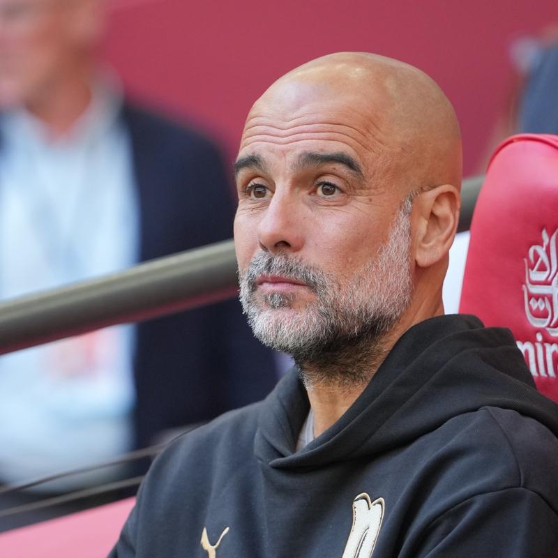 Guardiola, Manchester City'den ayr�laca��n� a��klad�