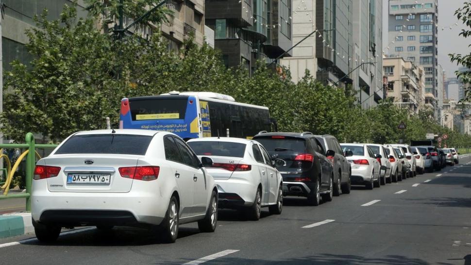İran Petrol Bakanından kritik çağrı: Yakıt konusunda halkın desteğine ihtiyacımız var