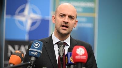 Frans�z bakandan 'NATO' itirazlar�na sert tepki: �a�r�lar ak�ld��� ve tamamen sorumsuzca