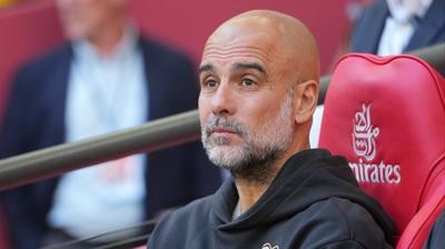 Guardiola, Manchester City'den ayr�laca��n� a��klad�