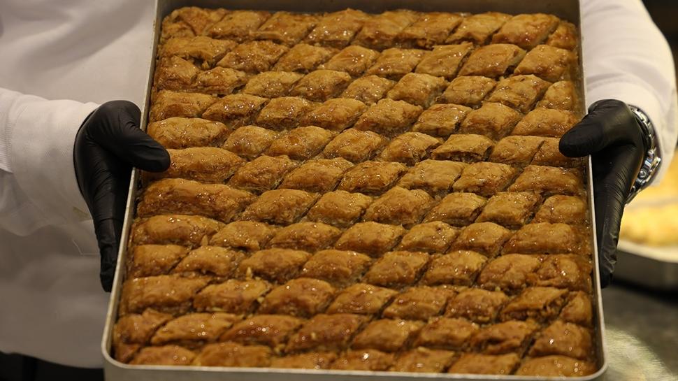 Bayramda sahte baklava uyarısı: Bu şekildeyse baklava değil, şerbetli yufkadır