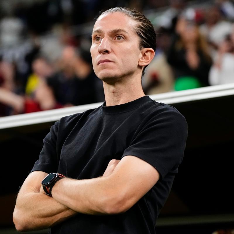 Be�ikta�'a yeni teknik direkt�r aday�! Filipe Luis listeye eklendi