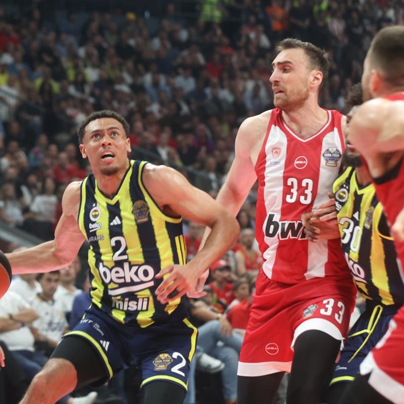 Fenerbah�e y�netimi, Final Four'da ya�anan skandallar�n ard�ndan harekete ge�ti