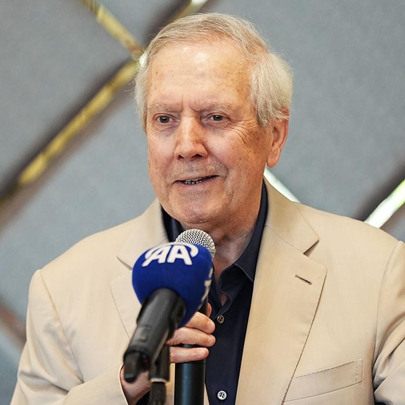 Aziz Y�ld�r�m'dan transfer a��klamas�! 'Son konu�malar� yapaca��z'