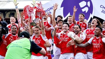 5 b�y�k liginde son �ampiyon Arsenal! ��te Avrupa'd son durum