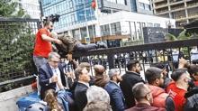 S���t�z�'nde CHP sava��! Genel Merkez i�in birbirlerine girdiler!