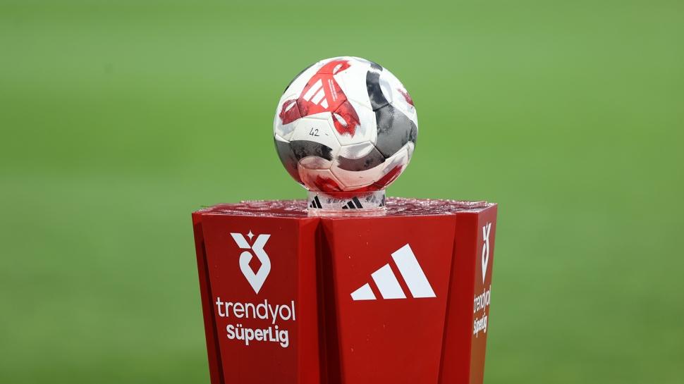 Süper Lig'de 2025-26 sezonu yaş tablosu belli oldu!